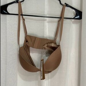 SKIMS NWT Tan Women's Bra 32 D